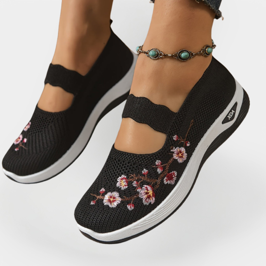 Ortopediska skor med blombroderi