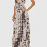 Melodía Vestido Maxi de Lunares con Escote Halter y Cintura Fruncida