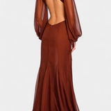 Delanie Vestido Maxi con Cutout y Volantes Dramáticos