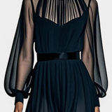 Aurelia Vestido Maxi de Gasa Plisada con Transparencias