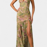Isamar Vestido Floral Asimétrico de Cuerpo Ajustado con Cola